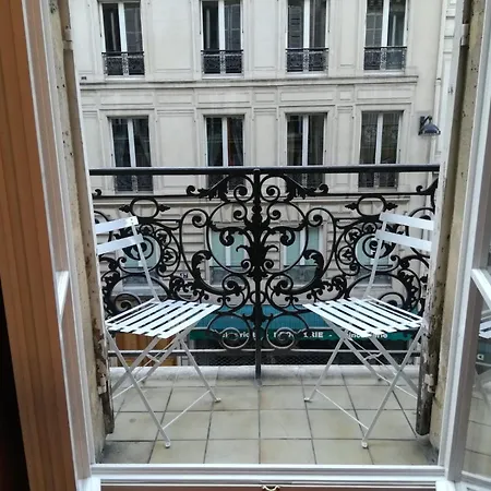 Maison de Lignières - Bed&Breakfast - Paris quartier Champs-Elysées-3